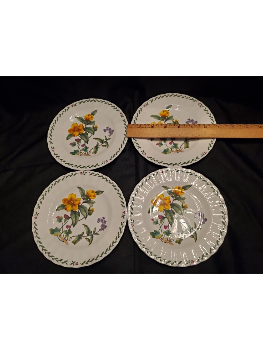 4 Mikasa Summer Symphony 6 1/2" Salad Plates